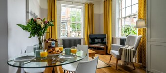 A family retreat that sleeps 4 guests in 2 bedrooms