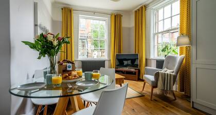 A family retreat that sleeps 4 guests in 2 bedrooms