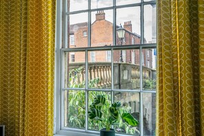 Interior - A family retreat that sleeps 4 guests in 2 bedrooms (York)