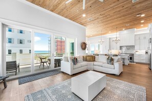 Smart TV, video games