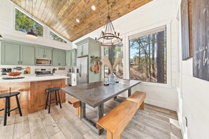 Dining - New! Luxury Cabin Retreat Hot Tub-Playset-Firepit (Broken Bow)