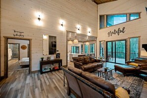 TV, fireplace, offices