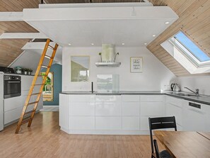 Fridge, microwave, dishwasher, high chair - "Elbert" - 100m from the sea by Interhome (Otterup)