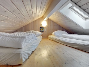5 bedrooms, internet