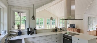 "Colette" - 700m from the sea by Interhome