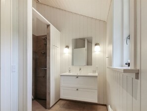 Bathroom - "Colette" - 700m from the sea by Interhome (Hasle)