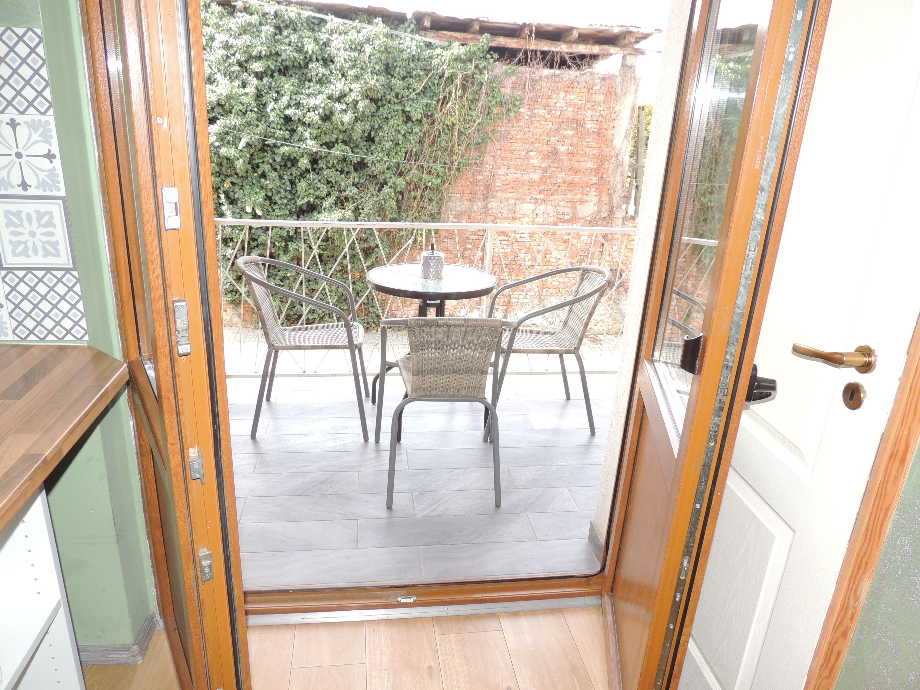 Family Room, 2 Double Beds | Courtyard view