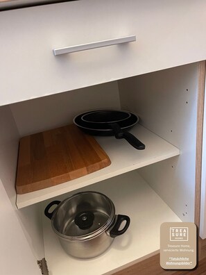 舒適公寓 | 私人廚房 | 電冰箱、洗碗機、鍋具/餐盤/廚房用品