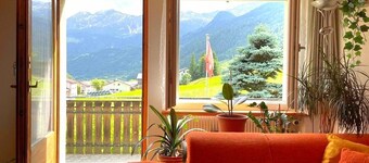 Spacious Apartment with 3 bedrooms, 2 bathrooms, kitchen and living room 