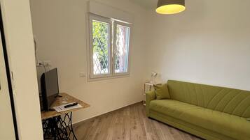 Télévision à écran plat