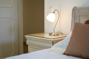 3 bedrooms, in-room safe, iron/ironing board, travel crib