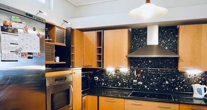 Cosy Volos Apartment With a View of Mount Pelion few Minutes From Port & Trains