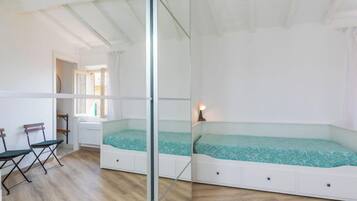 1 Schlafzimmer, Bügeleisen/Bügelbrett, Internetzugang