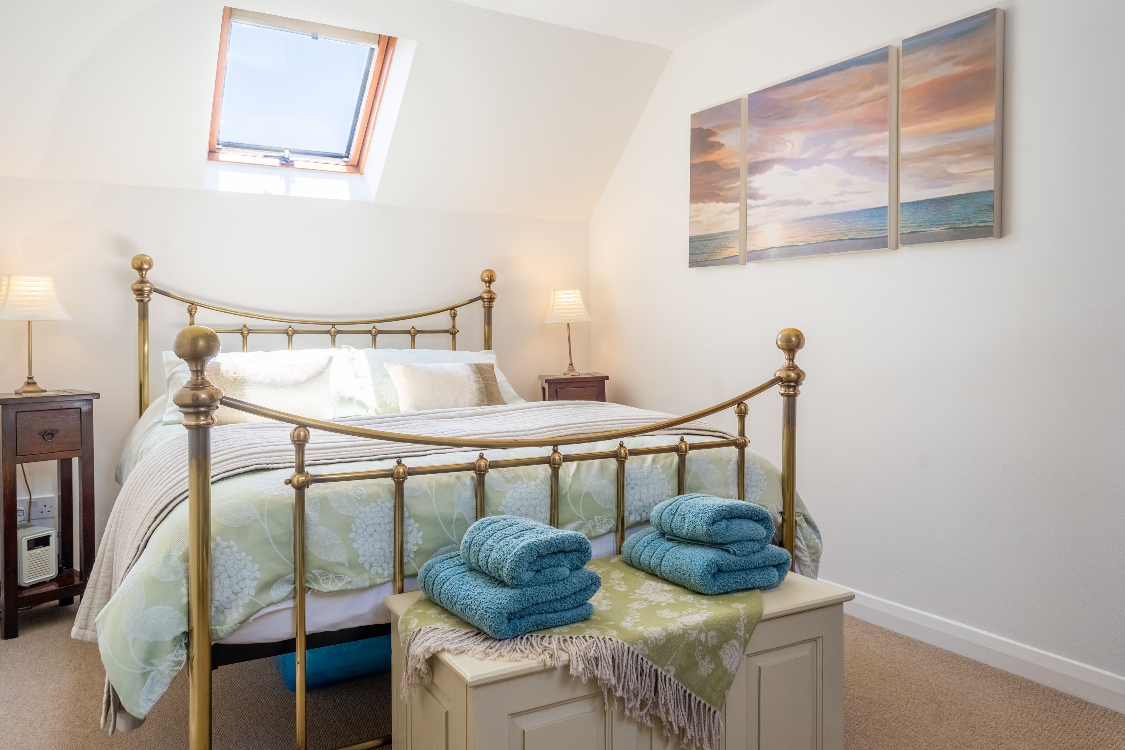 1 bedroom, iron/ironing board, Internet, bed sheets