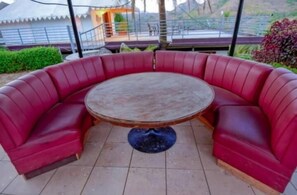 Living area - Richi Valley Resort  (Abu Road)