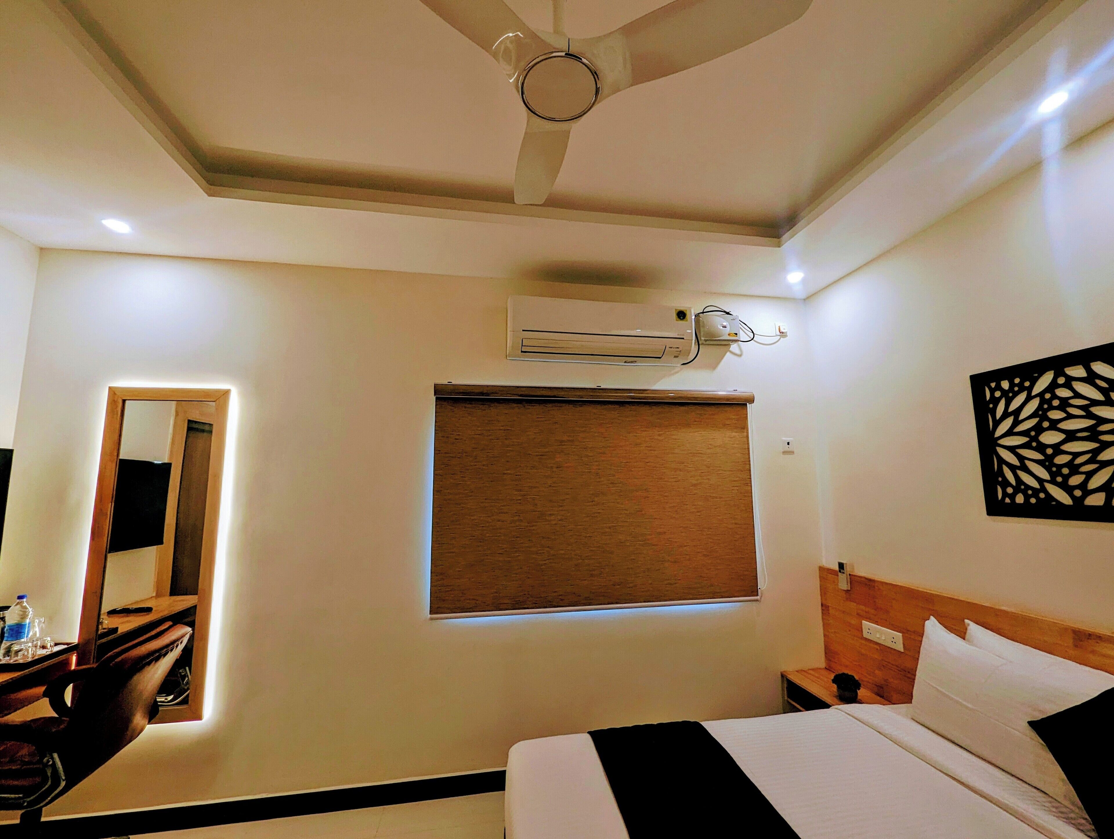 deluxe double room | 1 bedroom, desk, soundproofing, free wifi