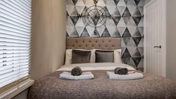3 bedrooms, WiFi, bed sheets