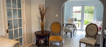 Comfortable family home adjacent to Millfield School and near Clarks Village 