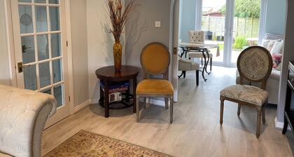 Comfortable Family Home Adjacent to Millfield School and Near Clarks Village