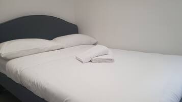 3 bedrooms, WiFi, bed sheets