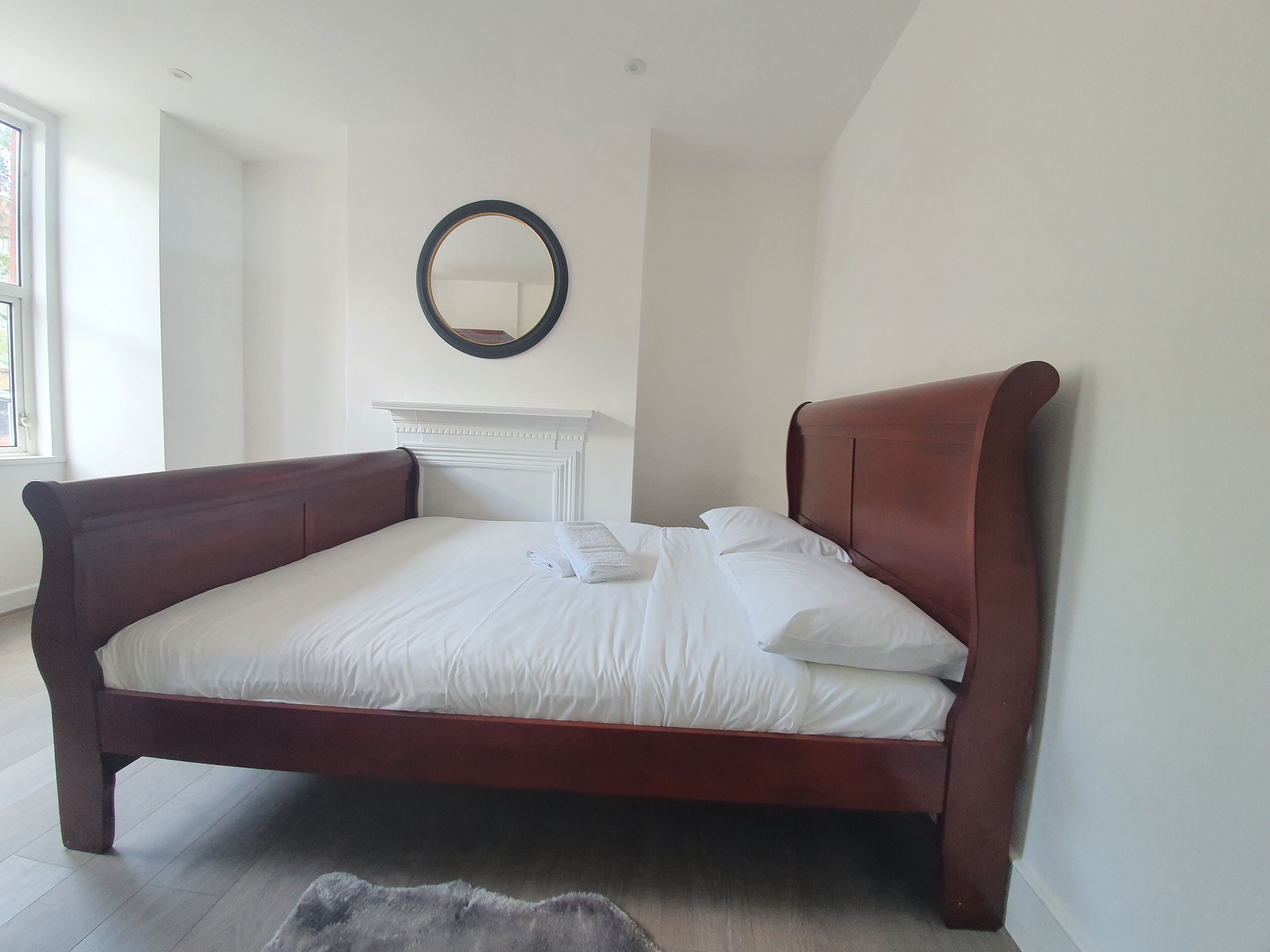 3 bedrooms, WiFi, bed sheets