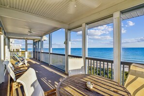 Outdoor dining - Welcome to Beachfront Benefits! (St. George Island)