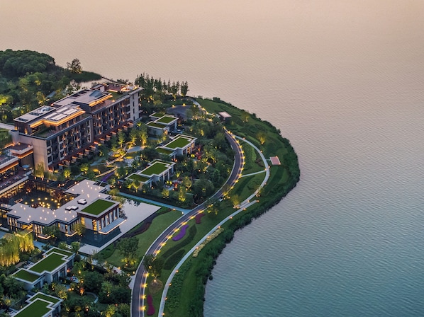 Exterior - Four Seasons Hotel Suzhou (Suzhou)