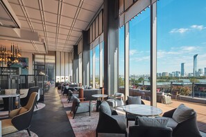 3 Restaurants, Frühstück, Mittagessen, Abendessen, internationale Küche