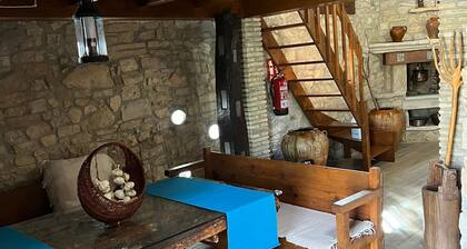 Masia CAN Tronc Casa Rural Tranquila,disfrutar en la Naturaleza en Familia