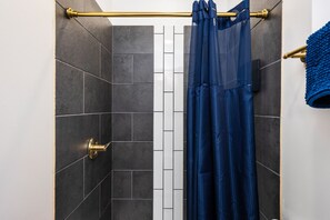 Shower, towels