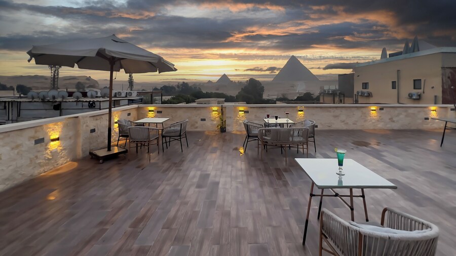 Pyramids Glory INN