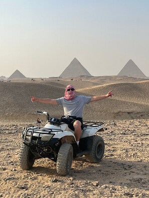 Safari - Pyramids Glory INN (Giza)