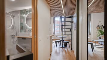 City-Loft | 1 Schlafzimmer, hochwertige Bettwaren, laptopgeeigneter Arbeitsplatz