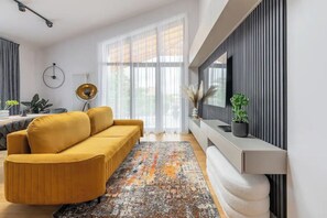 Smart TV - Luxurious penthouse with parking
 (Riga)