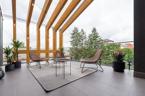 Luxurious penthouse with parking
