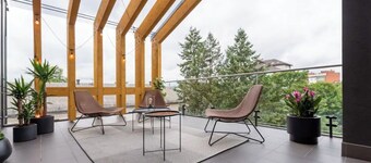 Luxurious penthouse with parking
