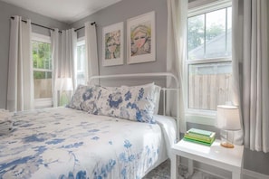 3 bedrooms, desk, iron/ironing board, travel crib