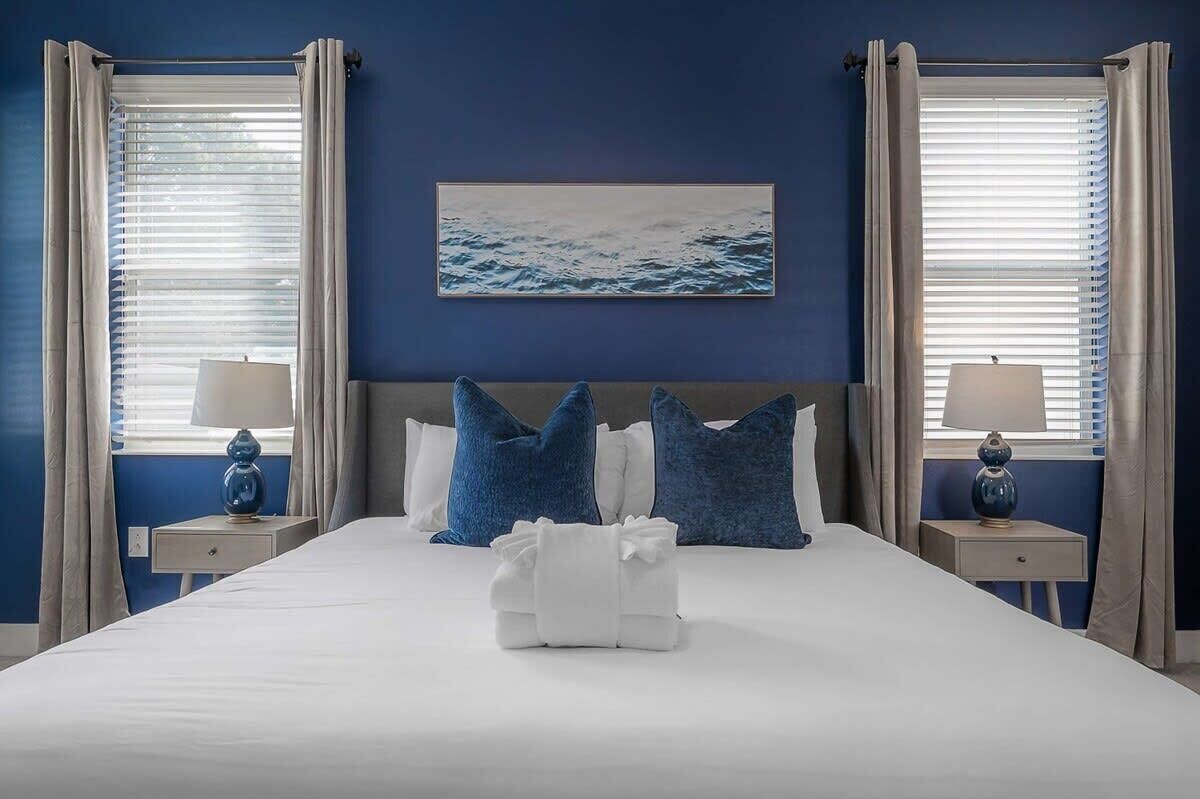 The Indigo Oasis -|Tesla Charger|Family Home|