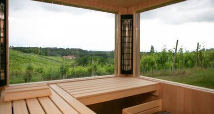 Hisa Vukan - Eco House amongst the grapes with Sauna