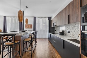 Fridge, microwave, oven, dishwasher