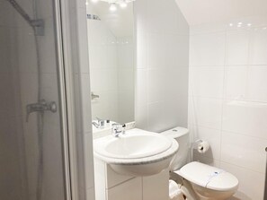 Bathtub