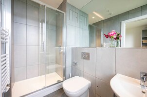 Shower, towels, soap, shampoo