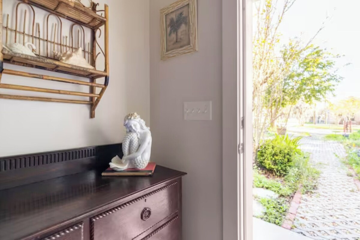 Photo 20 of Historic Full House 2min walk to Historic Downtown with 75" 8K TV & Gas Grill