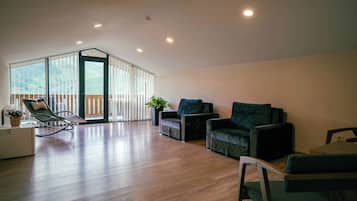 Suite | 1 Schlafzimmer, Zimmersafe, schallisolierte Zimmer, kostenloses WLAN