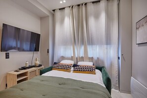2 chambres, fer et planche à repasser, Wi-Fi gratuit, draps fournis