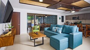 TV - 4BR Private Pool Villa in Jacó | Ciudad del Mar #158 (Jacó)