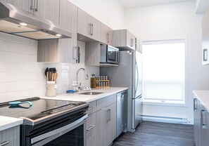 Condo | Private kitchen