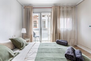 2 chambres, fer et planche à repasser, lit parapluie, Wi-Fi gratuit