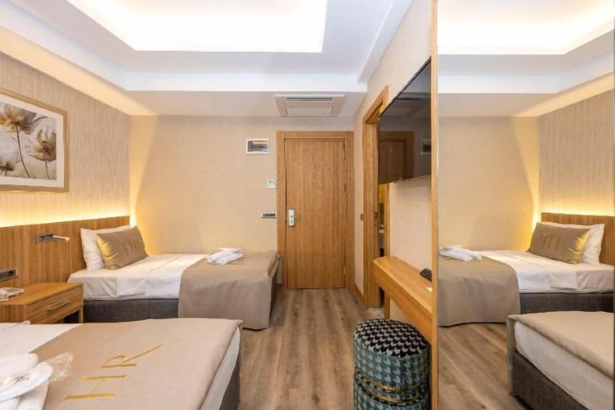 Minibar, coffre-fort, système d’insonorisation