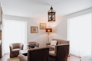 Interior - Quinta do Louredo (Évora)